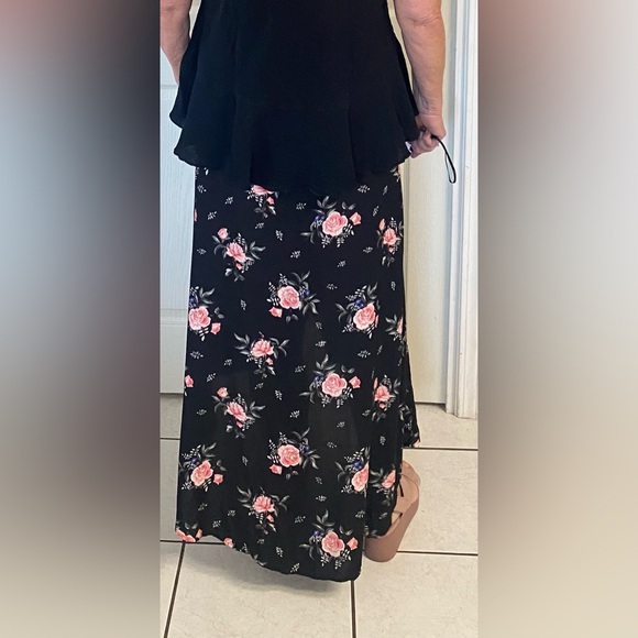 Women's Boho Floral Print Wrap Front Self Tie Knot Ruffle Hem Split Midi Skirt - Picture 4 of 12